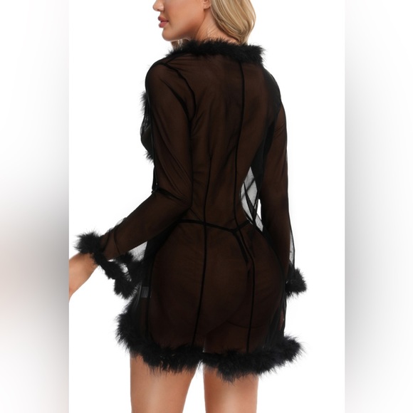 Sheer Faux Fur Robe - Picture 4 of 10